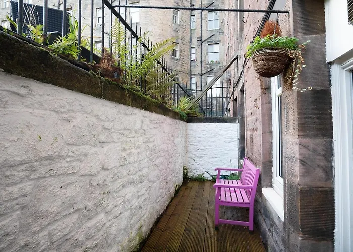Special Basement Close To The Meadows Apartmán *