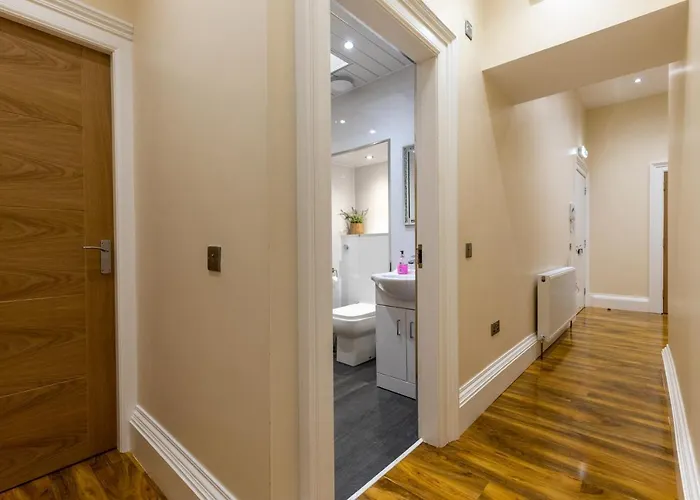 公寓 New 3-bedroom Close To Centre 爱丁堡