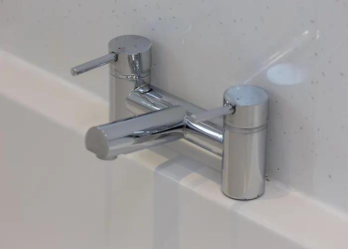 Spacious 3db -15 Minutes From Centre * אדינבורו