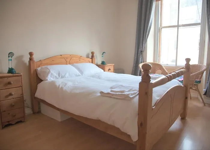 Cosy N Comfy Flat In Historic Heart Of 에든버러