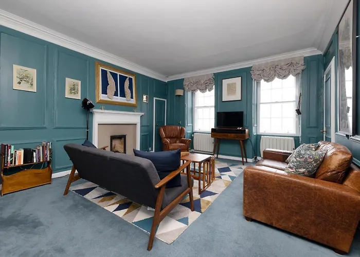 Apartamento Joivy Eclectic Near Castle Edimburgo