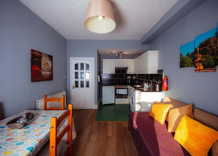 Old Town By The Castle/ Meadows! Apartment *