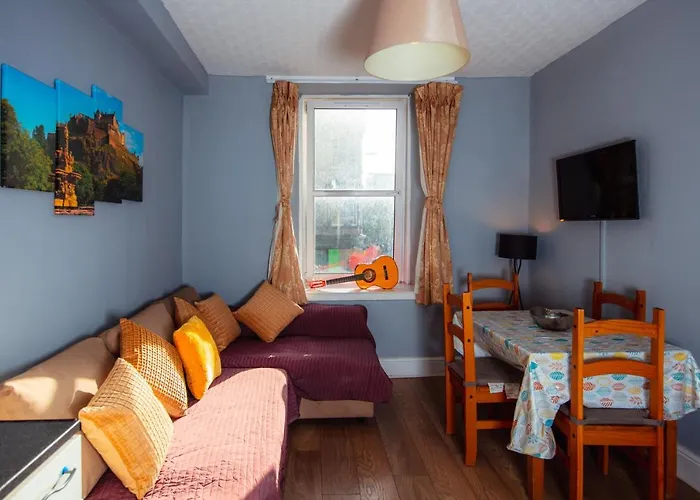 Old Town By The Castle/ Meadows! Apartment *