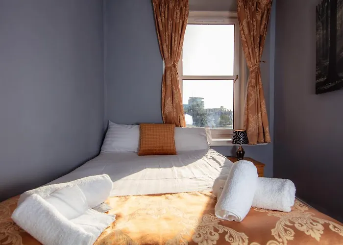 Apartment Old Town By The Castle/ Meadows! *