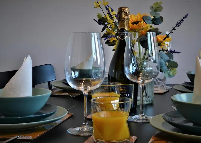 Peaceful, Lovely And Modern, Entire House בית נופש *