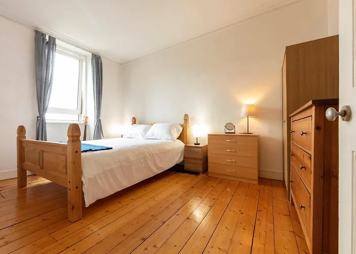 Cosy Quiet Traditional Floor With Stunning Views Edimburgo