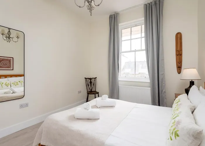 The Tron Square Apartment Edinburgh