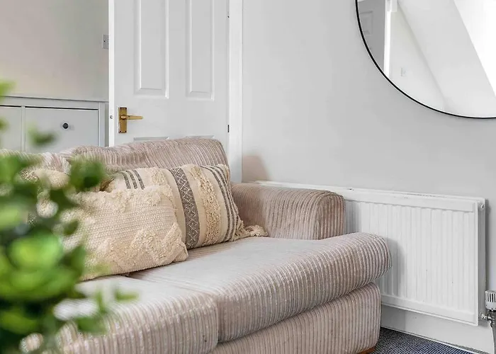 Stylish 1 Bedroom Appartement *