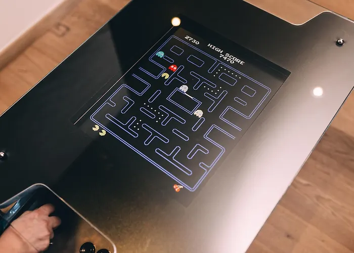 מלון Stay Central Hotel 3*