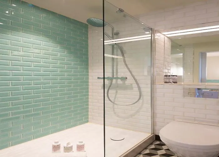 Abbey Apartments, At Holyrood Aparthotel Edimburgo