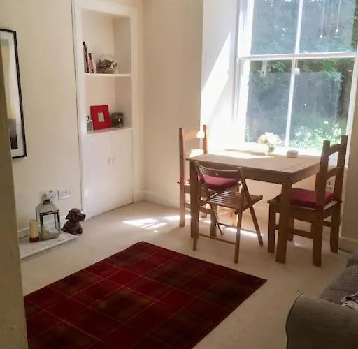 דירה Caledonian - Charming 1 Bed Flat