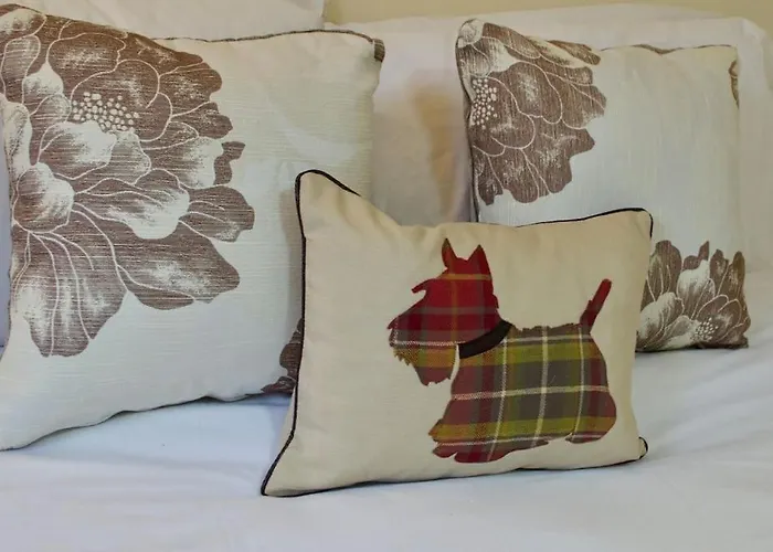 Caledonian - Charming 1 Bed Flat דירה