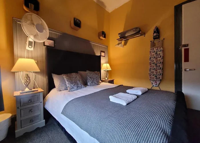 - Gilmore Guest house 3*