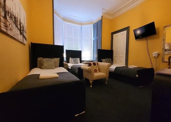 - Gilmore Guest house 3*