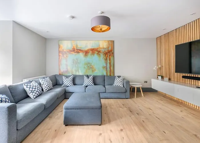 Immaculate 3 Bed With Private Entrance In Inverleith Lejlighed *