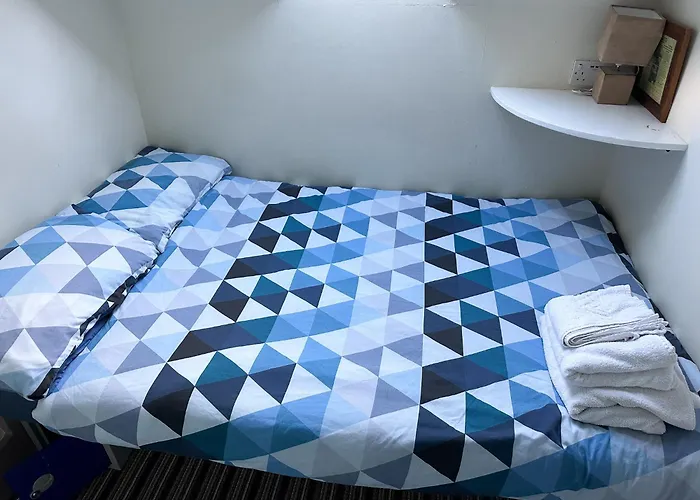 Castle Rock - Adults Only Hostel