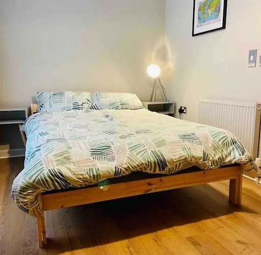 Apartament Modern 2 Bedrooms & Two Bathrooms *