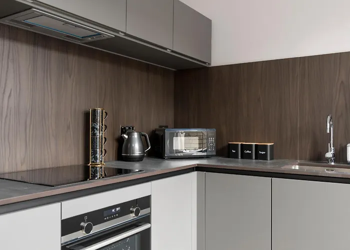 Modern George Street Sleeping 2 Edinburgh