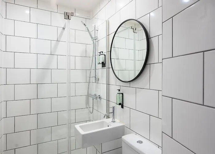 Queen Charlotte Guest house 3*