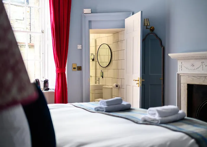 Guest house Queen Charlotte Edinburgh