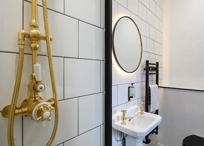 Queen Charlotte Guest house Edinburgh