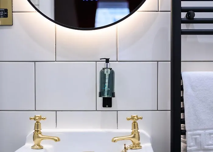 Queen Charlotte Guest house Edinburgh