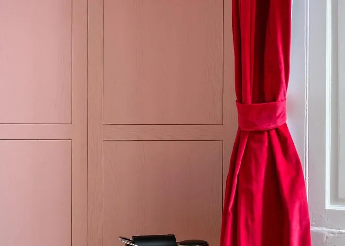 Guest house Queen Charlotte Edinburgh