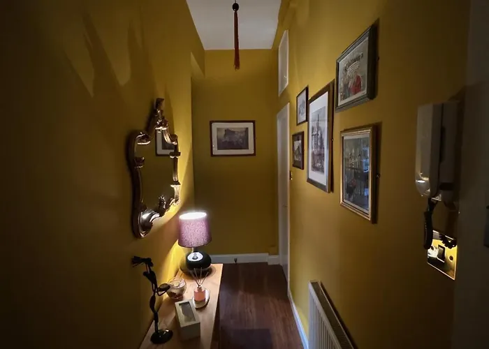 Apartman Two Bedroom With Free Side Street Parking 24 Edinburgh