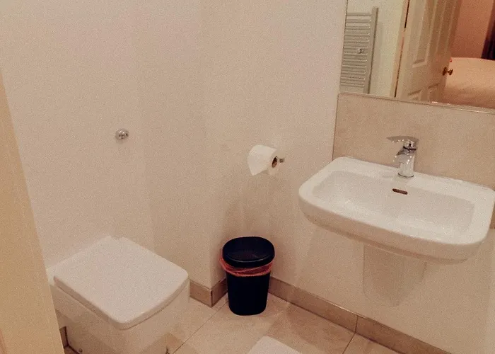 Mayfield Guest house 3*