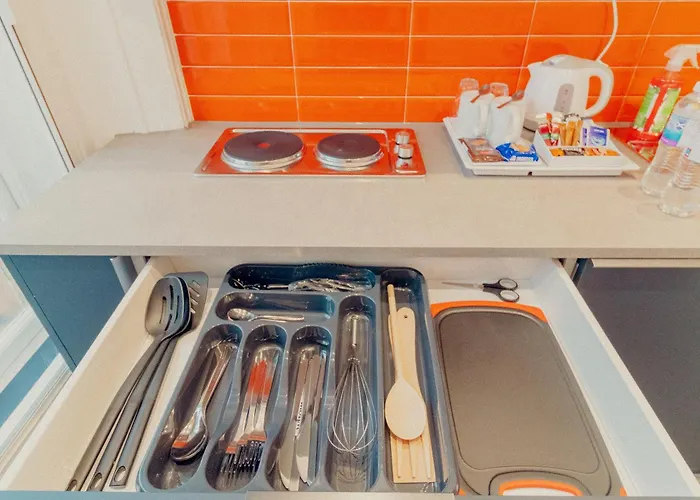 Guest house Mayfield