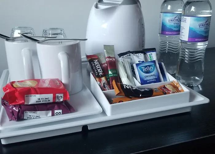 Mayfield Guest house 3*