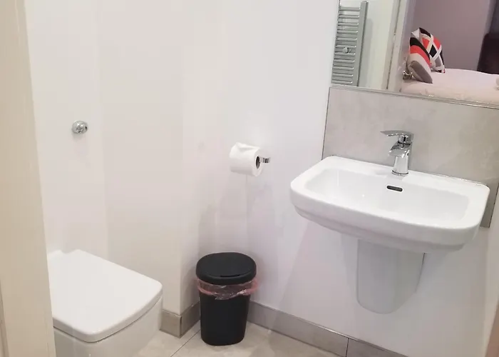 Guest house Mayfield