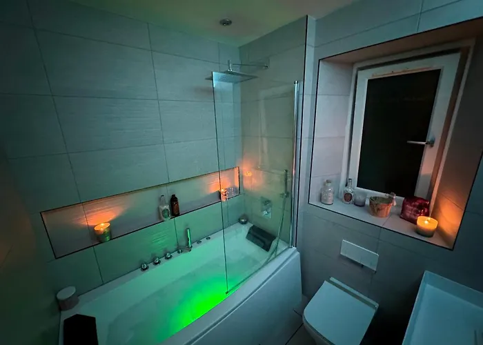 Apartamento Immanuel House - Modern Luxury Victorian 1872 - Free Parking & Superfast Fibre Optic Wifi Edimburgo