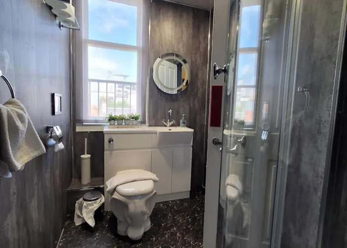 - Gilmore Guest house 3*