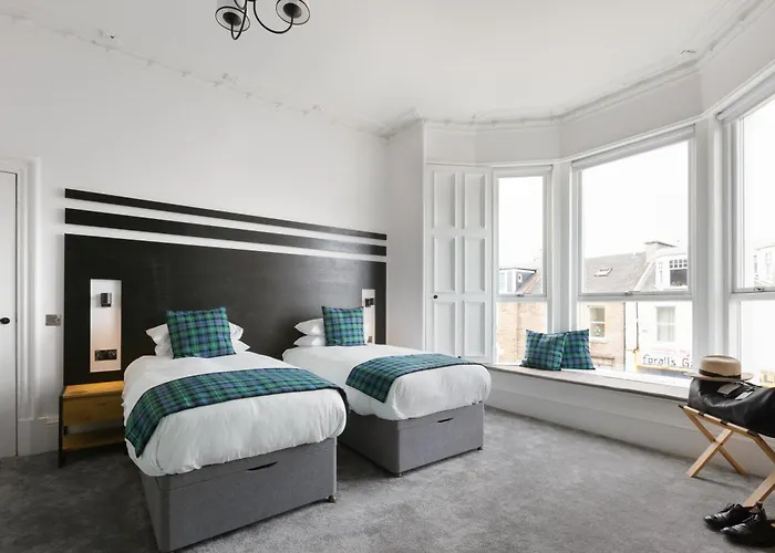 Castle Park Oda ve Kahvaltı 4*