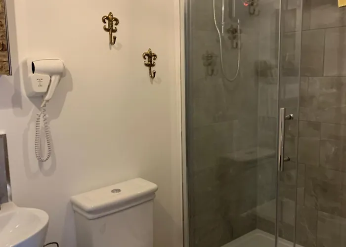 Royal Mile By The Castle Edimburgo