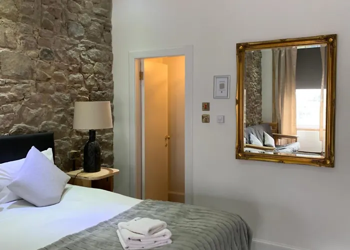 Royal Mile By The Castle