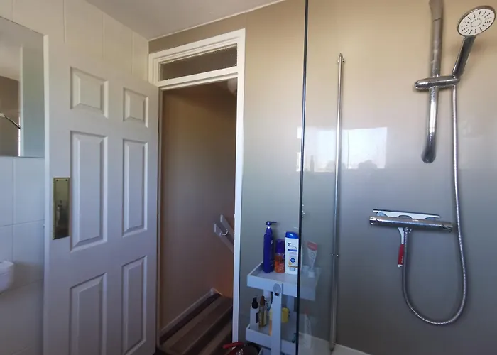 מלון Aw House אדינבורו