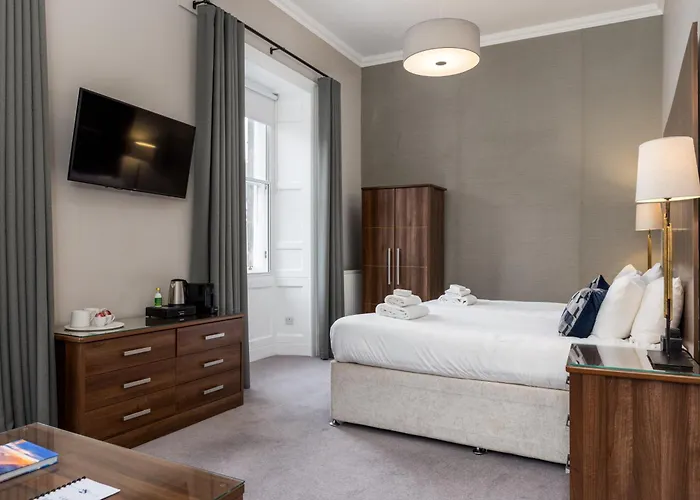 28 York Place Hotel 3*
