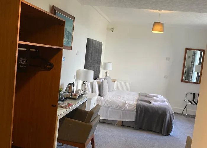 Ellwyn House Hotell *