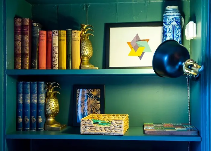 Guestready - Stylish 2br In Heart Of Tollcross Apartment