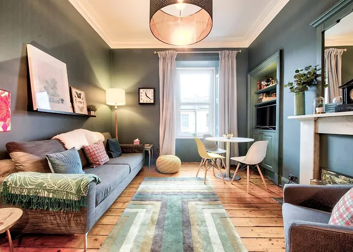 Guestready - Stylish 2br In Heart Of Tollcross Apartment