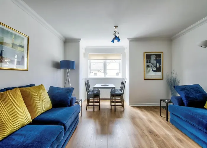 Guestready - Stylish W/ Parking Near * Edinburgh