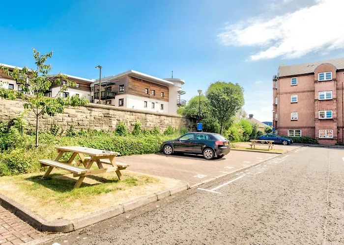 Guestready - Stylish W/ Parking Near * Edinburgh