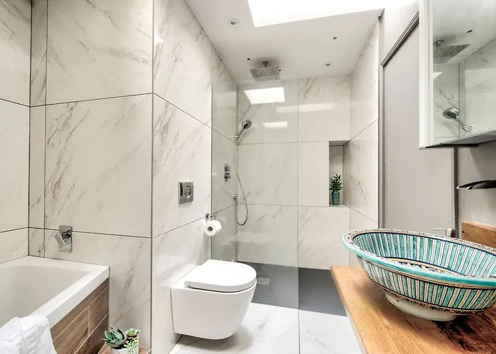 Апартаменты Guestready - Spacious And Beautiful 2br Flat In Morningside