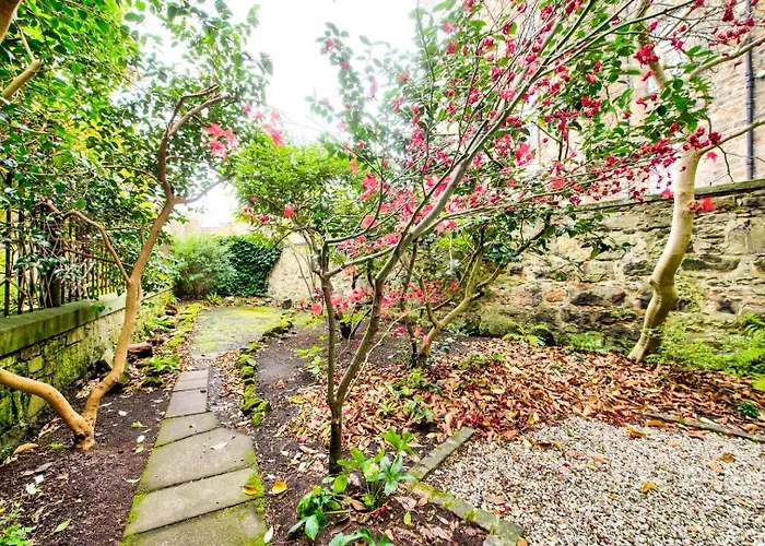Lejlighed Guestready - Beautiful New Town Studio, With Patio *