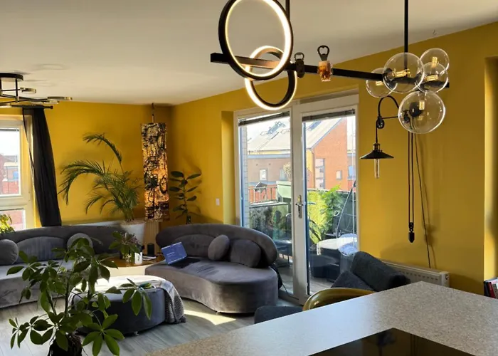 Homestay Private Cozy & Stylish In A Shared Flat In Edinburgh