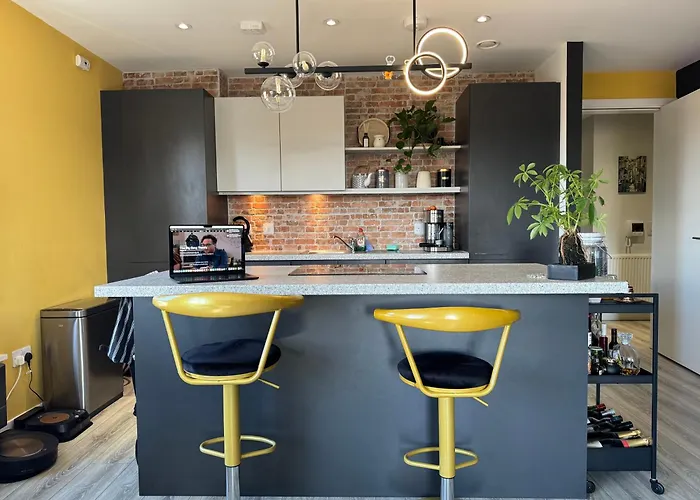 Private Cozy & Stylish In A Shared Flat In Homestay