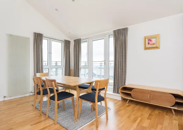 דירה Portland Gardens - 403 *