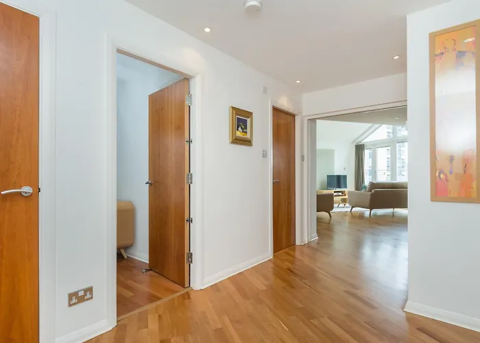 דירה Portland Gardens - 403 *